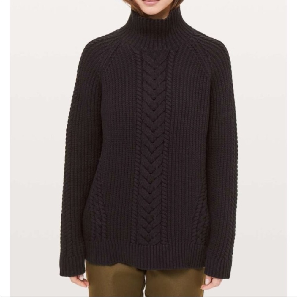 Lululemon Bring Cozy Turtleneck Sweater Cable Knit 6 black chunky